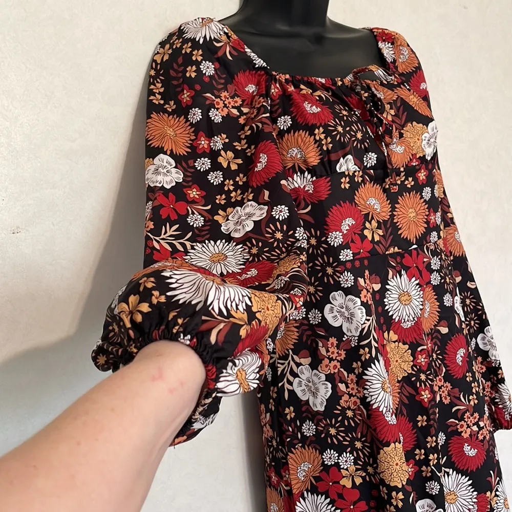 Women’s size small dress SHEIN - Image 3