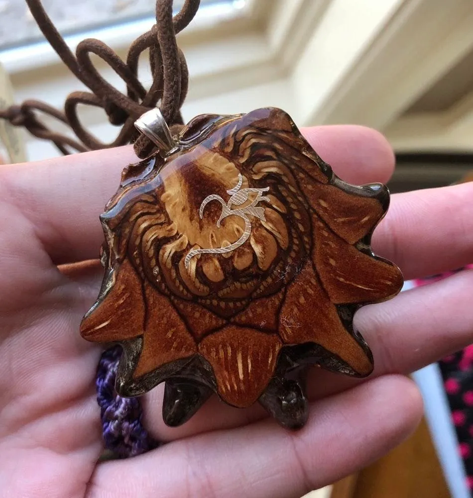 Third Eye Pinecone Pendant Malachite - Image 2