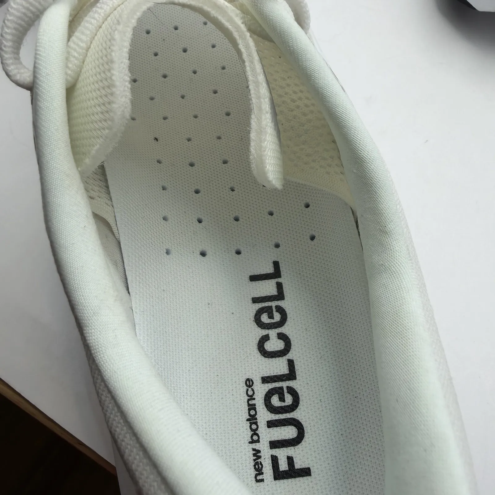 New Balance x Calia FuelCell Rebel V4 White Beige WFCXCD4 Running Women's SZ 9 - Image 8