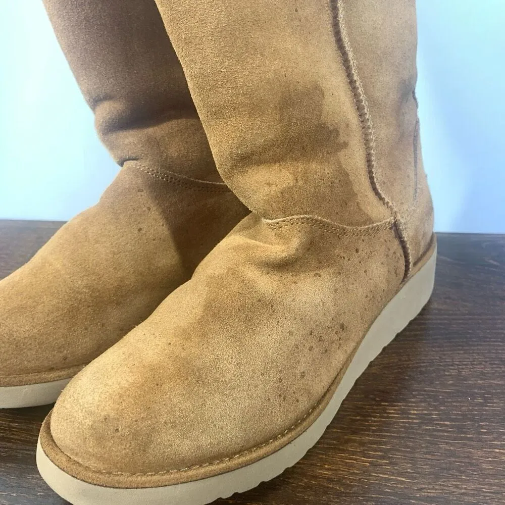 Koolaburra by Uggs tan tall boot size 7 Tan - Image 3