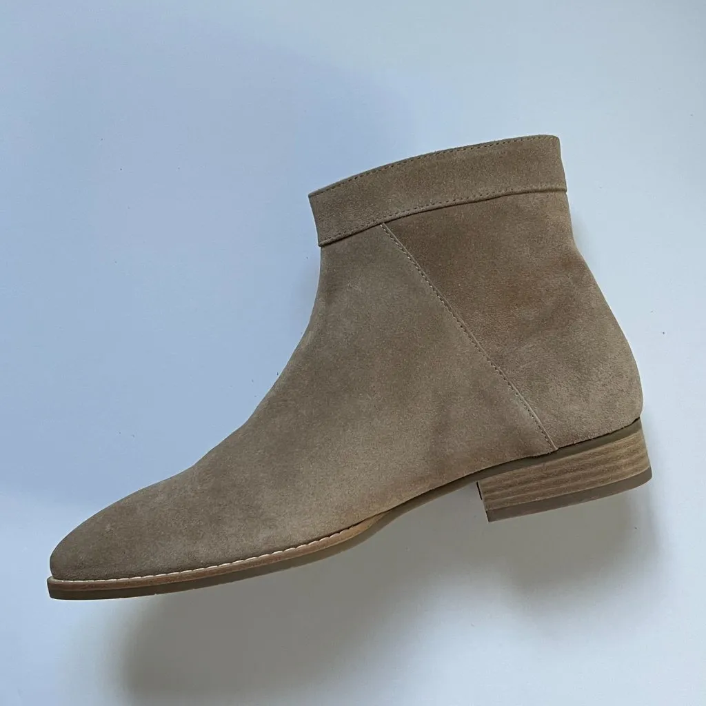Aquatalia Suede ankle boots 9 Weatherproof Suede Booties Rose Tan Neutral $495 - Image 9