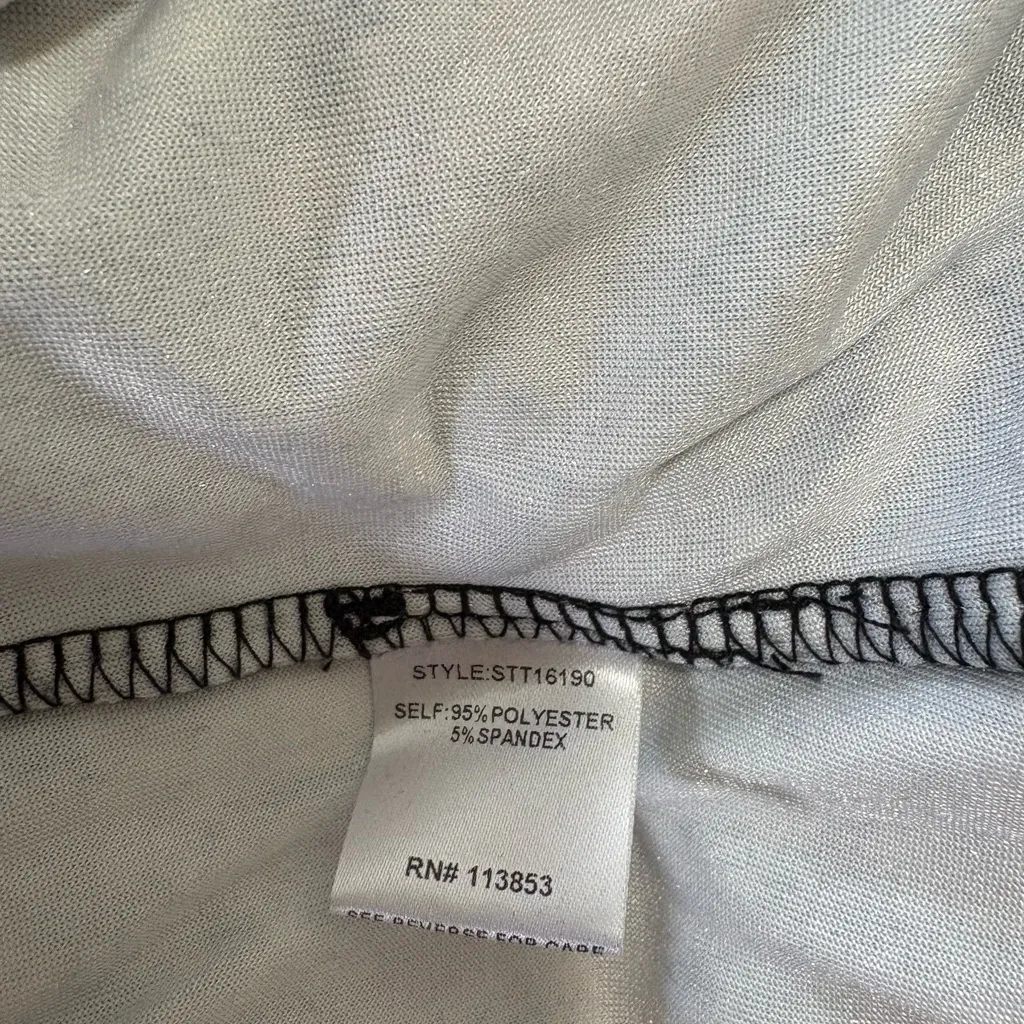 Sugarlips Black Floral Smocked Blouse Size Medium - Image 4