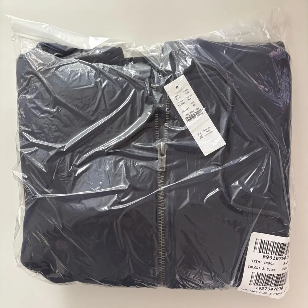 NWT J. Crew Heritage Fleece Zip-up Hoodie Sweatshirt Navy Blue - Image 4