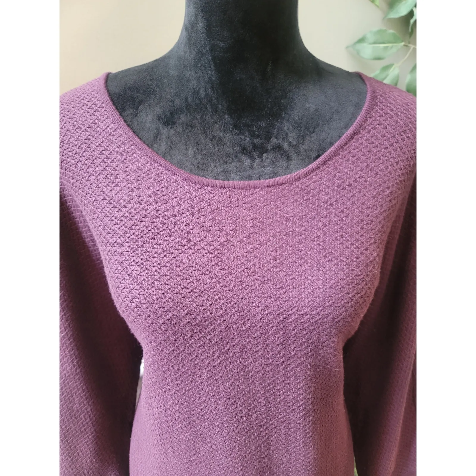Chico's Sweater Women's Size 2 Large Purple Sheer Hem Knit Stretch Long Sleeve - Image 3