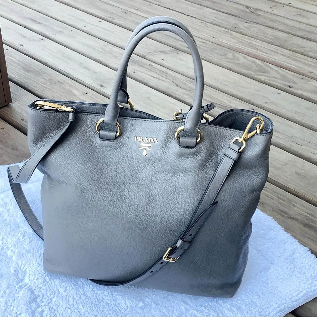 NICE genuine leather PRADA tote bag 💖 - Image 2