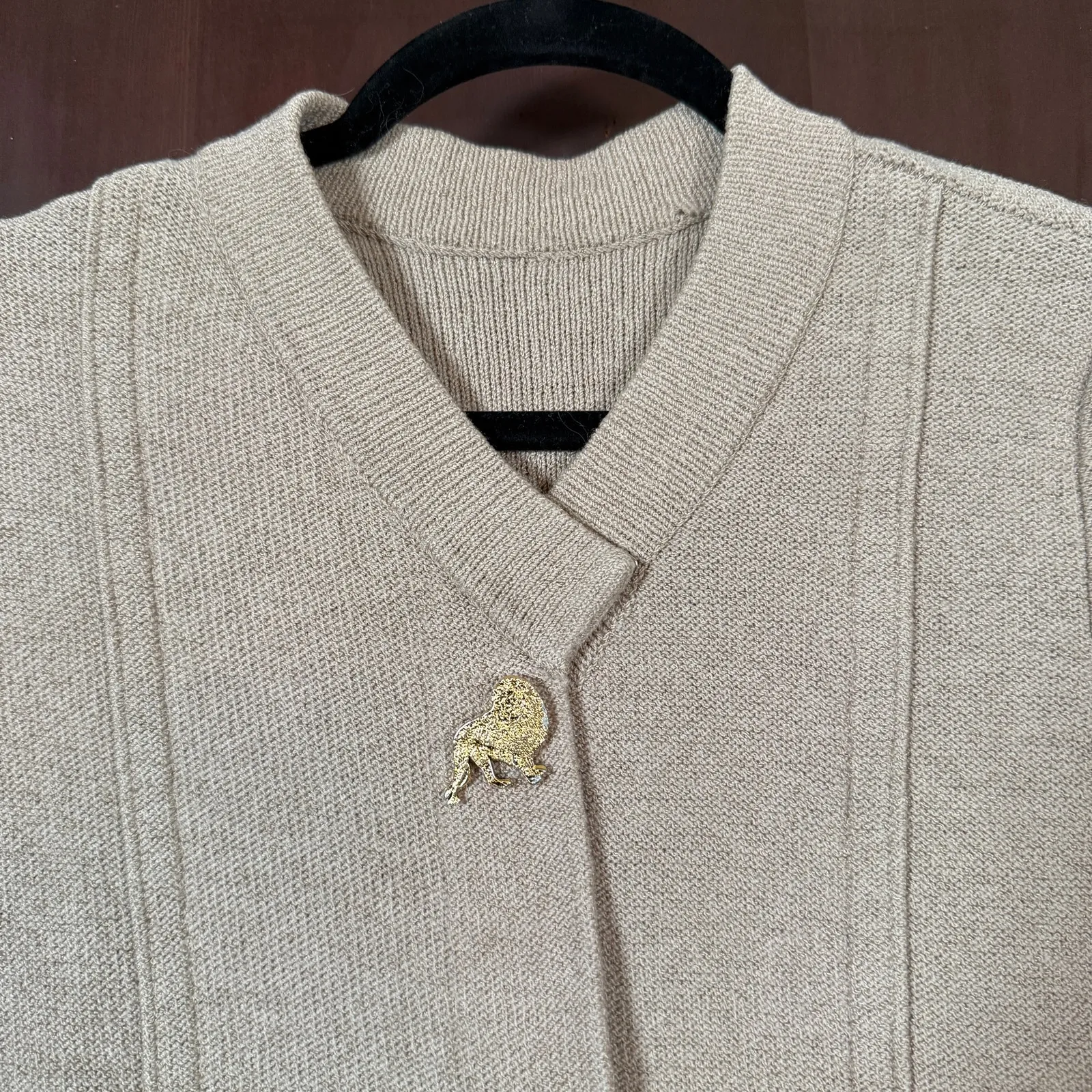 90s Vintage | Beige Wool Long line Cardigan Sweater Unique Gold Buttons | Small - Image 2