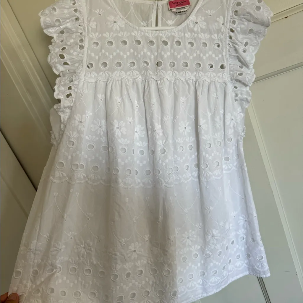 Kate Spade white ruffle embroidered eyelit blouse size medium - Image 3