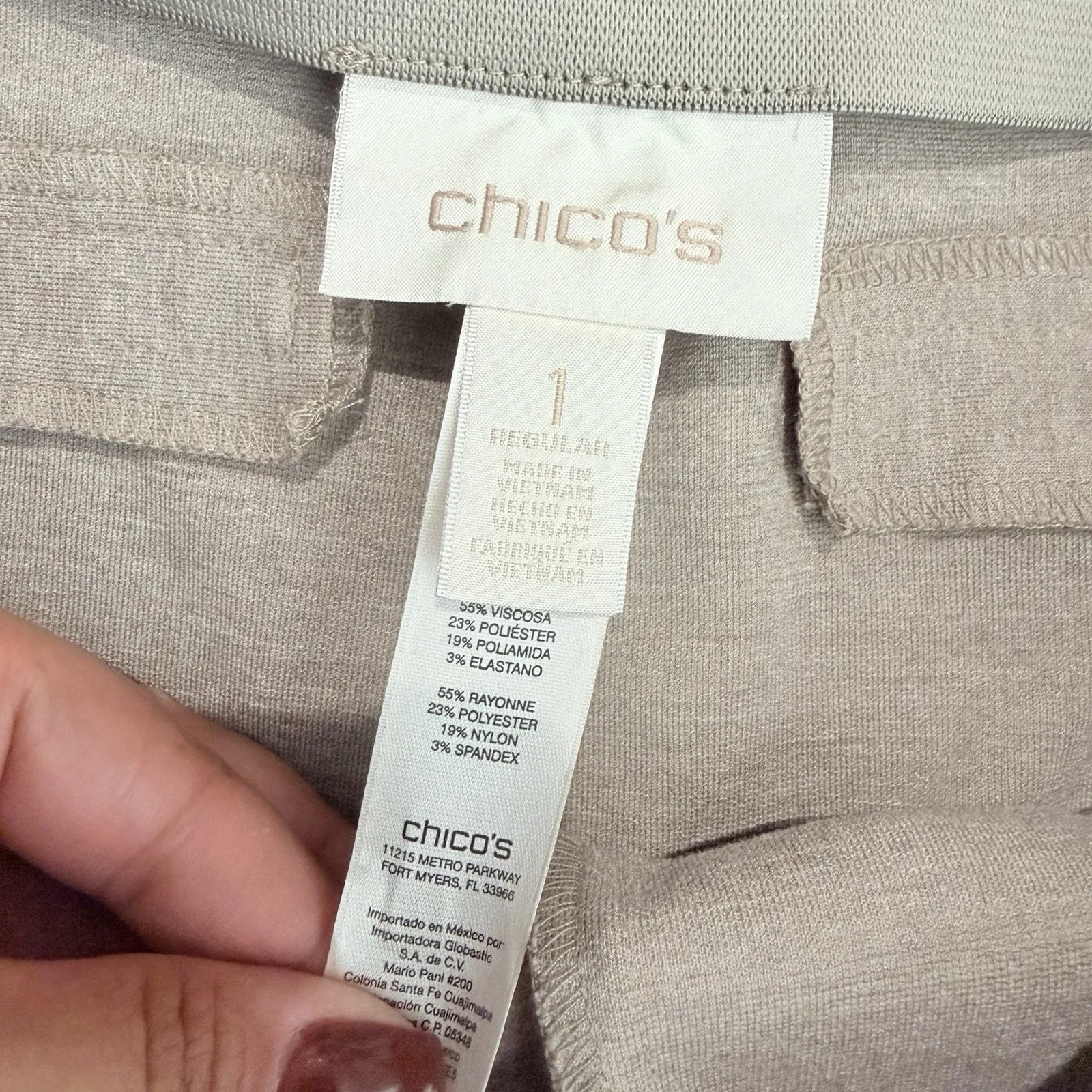 Chico's The Lindy Straight Leg Pants Basic Side Zip Tan Size 8 Chico's Size 1 - Image 3