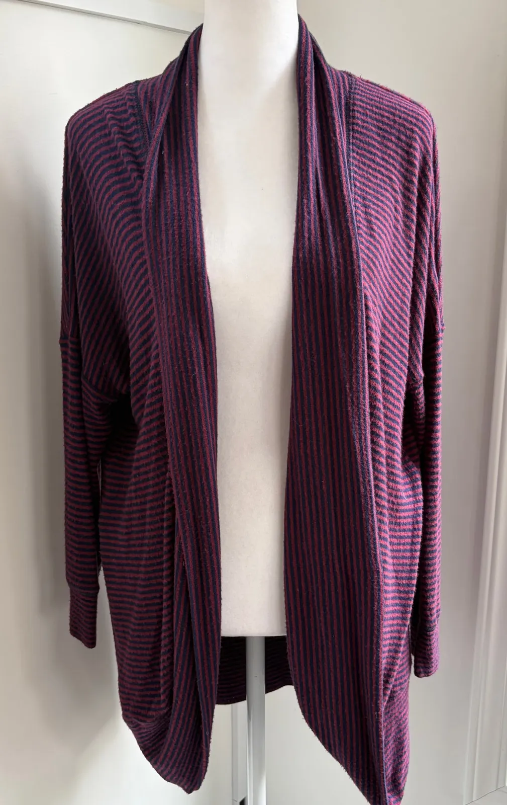 Sundry Striped Red Blue Open Front Sweater Cardigan Sz 1 = Small USA Stretch - Image 1