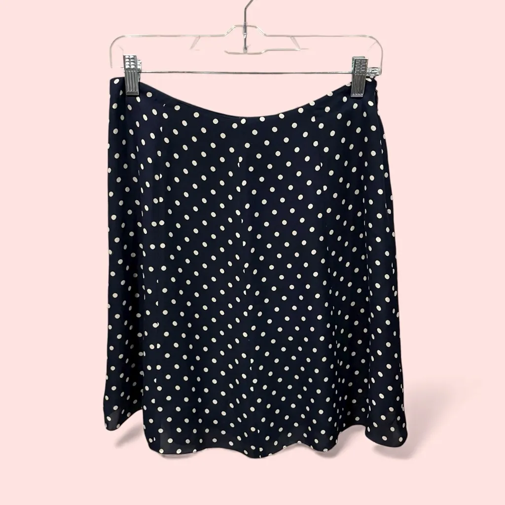Cute swingy silk navy polka dot mini skirt flirty lined Jones New York classic - Image 2