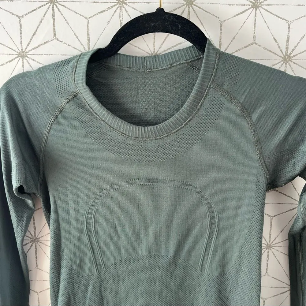 Lululemon  Swiftly Tech Long Sleeve Crew
Dark Forest / Dark Forest - Image 5