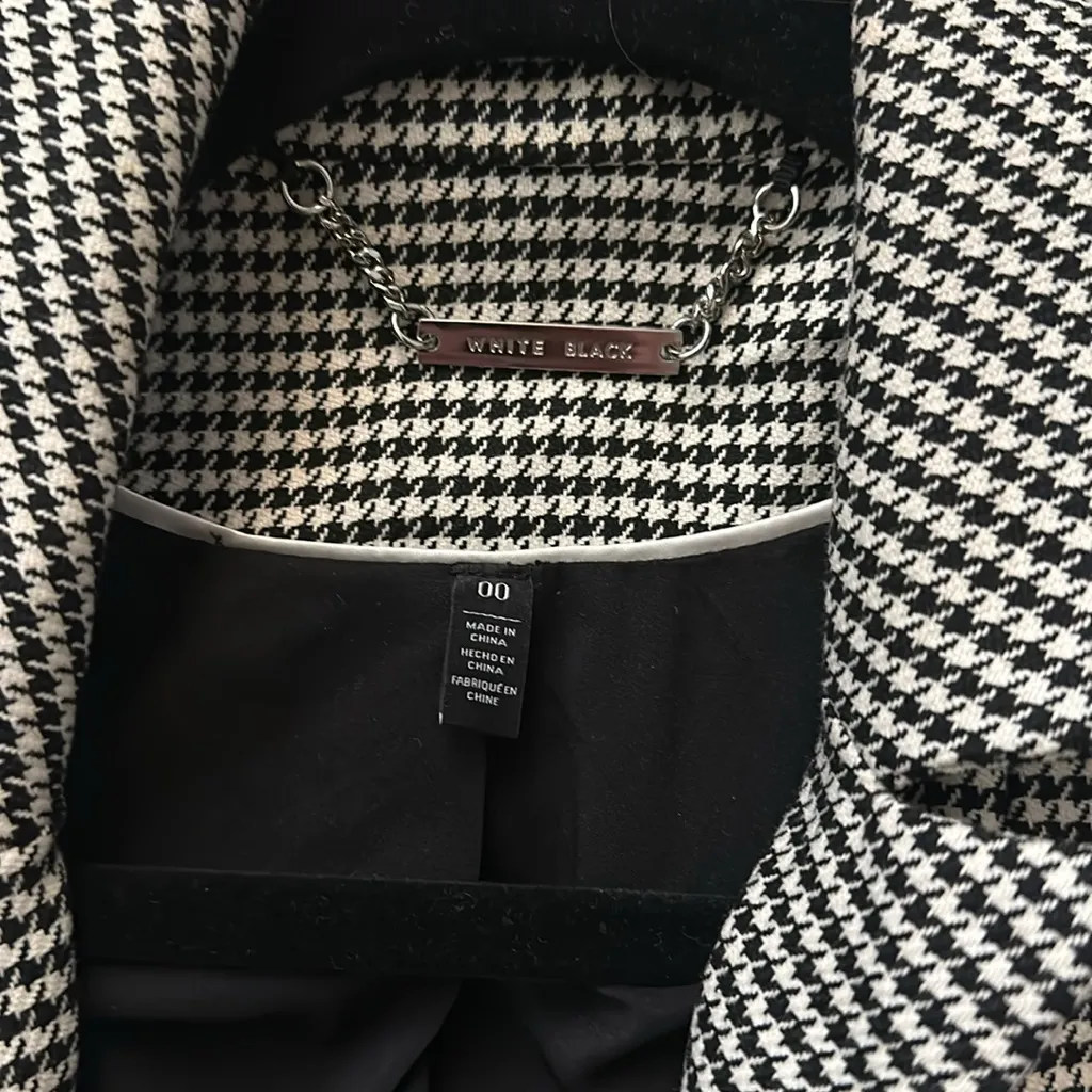 White House Black Market Houndstooth Blazer - Image 2