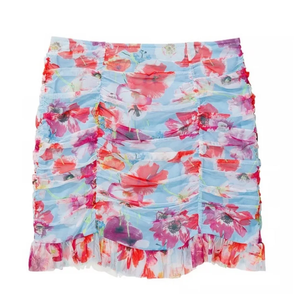 VICTORIA'S SECRET Ruched Mini Skirt (L)! - Image 3