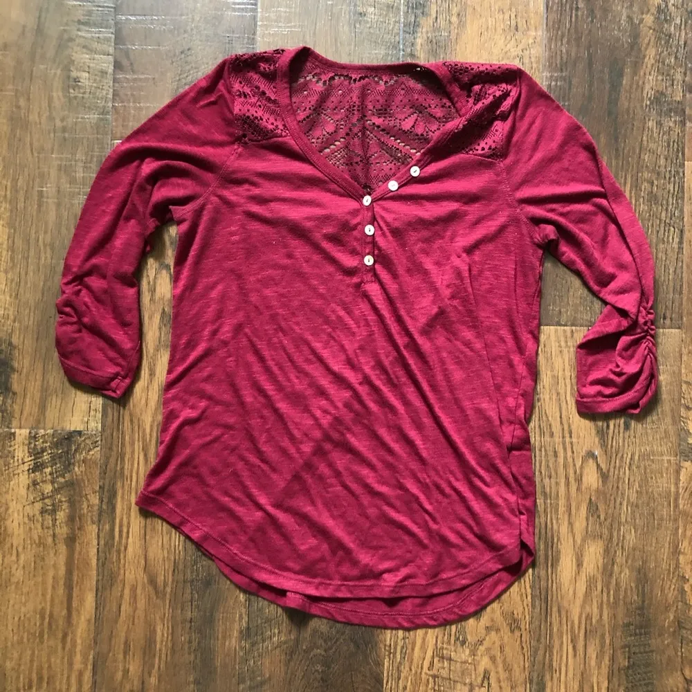 NEON SOUL burgundy top - Image 3
