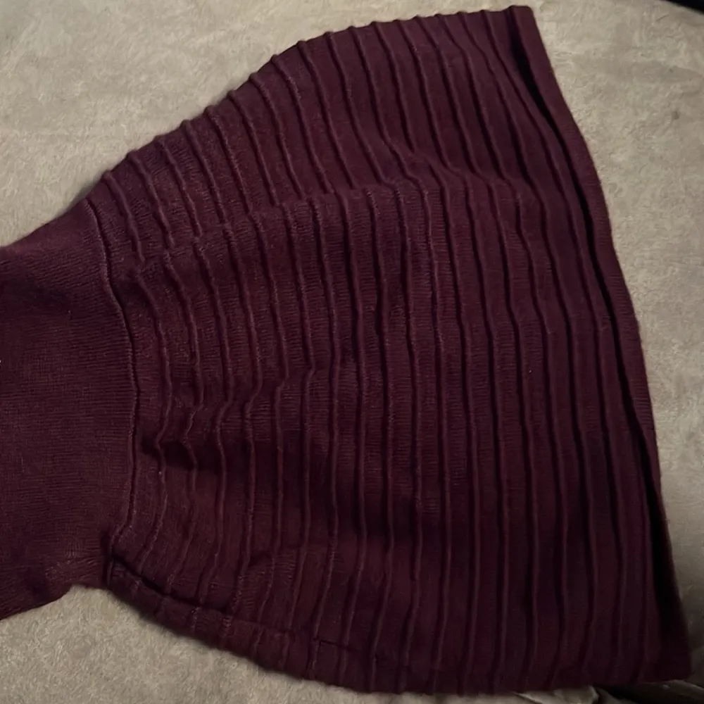 New York & Company 7th Avenue bell sleeve sweater - Image 8