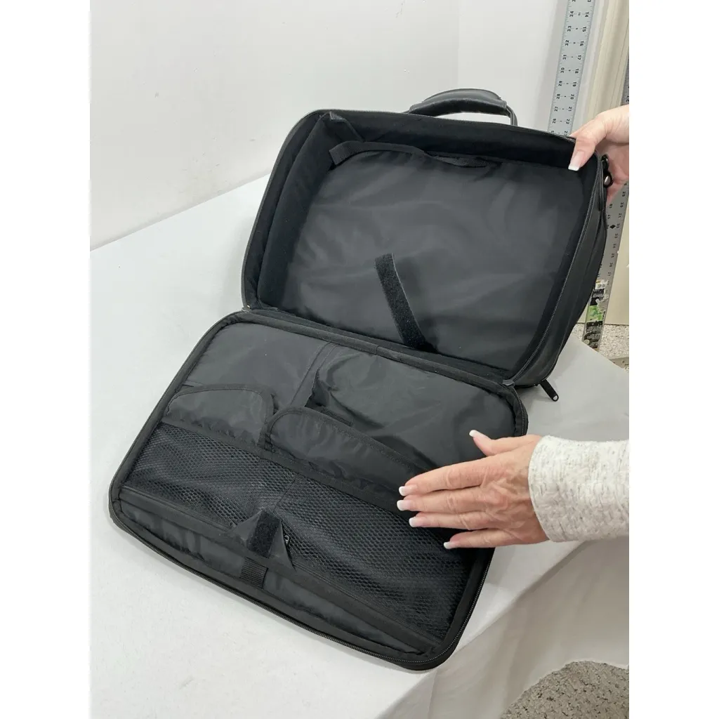 Case Logic Laptop Attache Bag Black Leather Hand Held Compartments & Pockets - Image 8