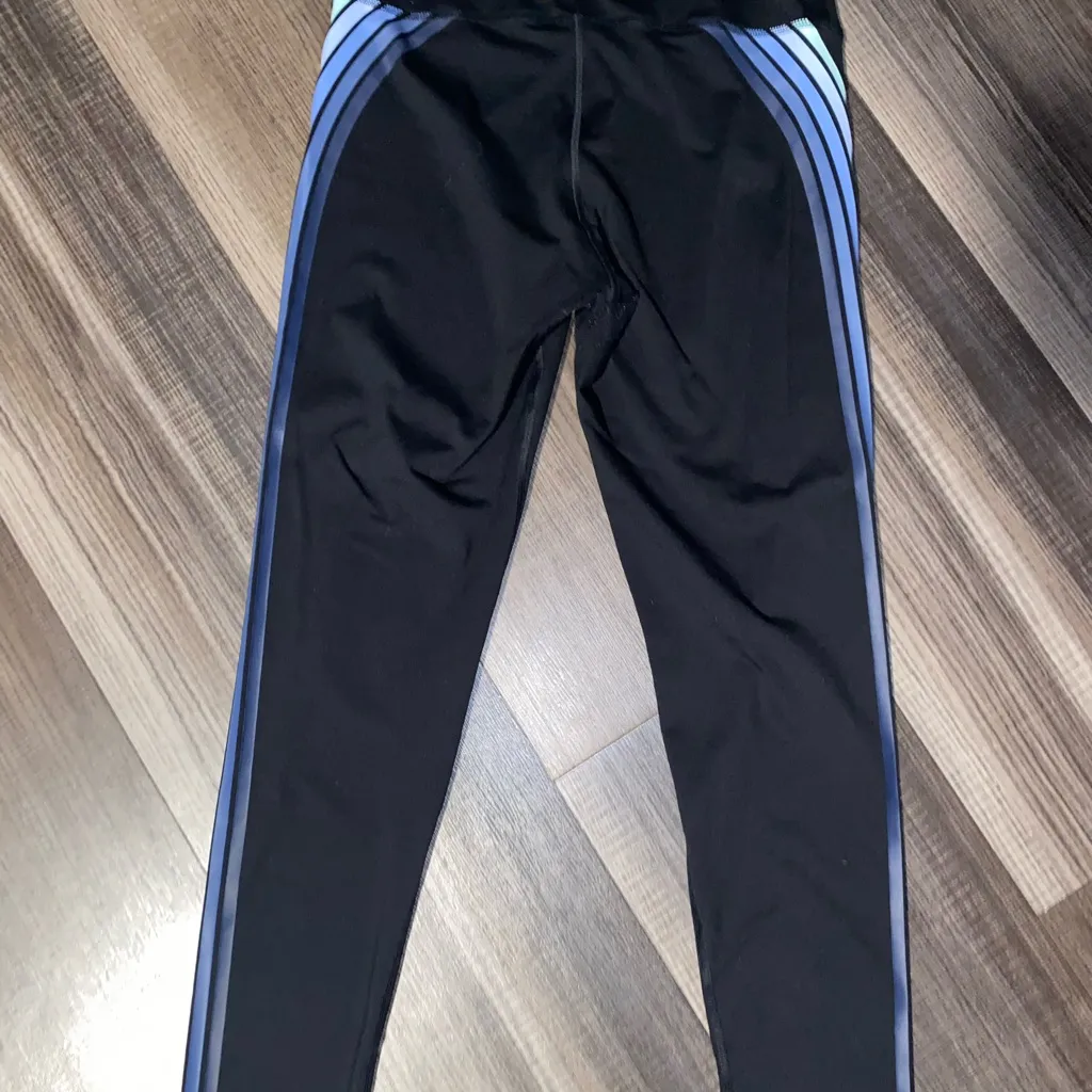 Vs pink Black Leggings with Blue Stripes - Image 9