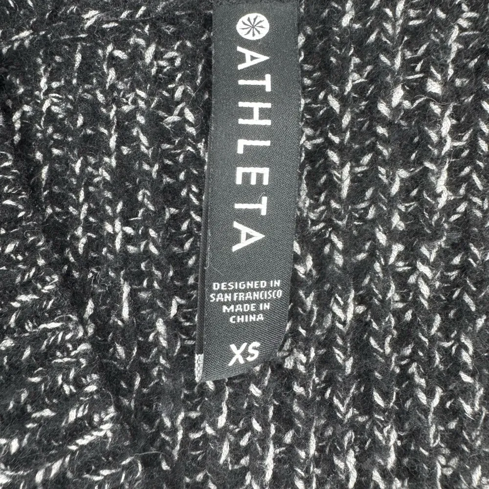 Athleta Shasta Hi-Low V-Neck Wool Sweater Size XS Marled Black - Image 9