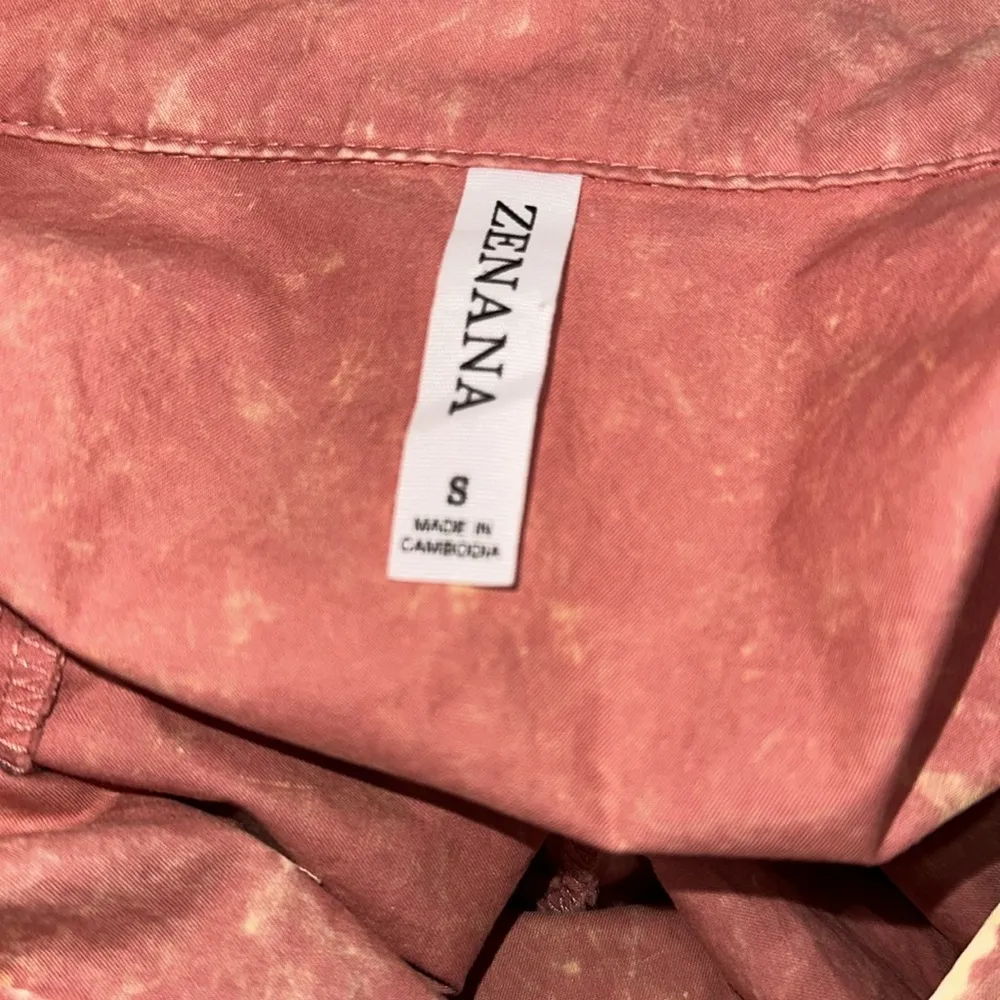 Zenana trendy Button-Up shirt boho size small with pockets - Image 7