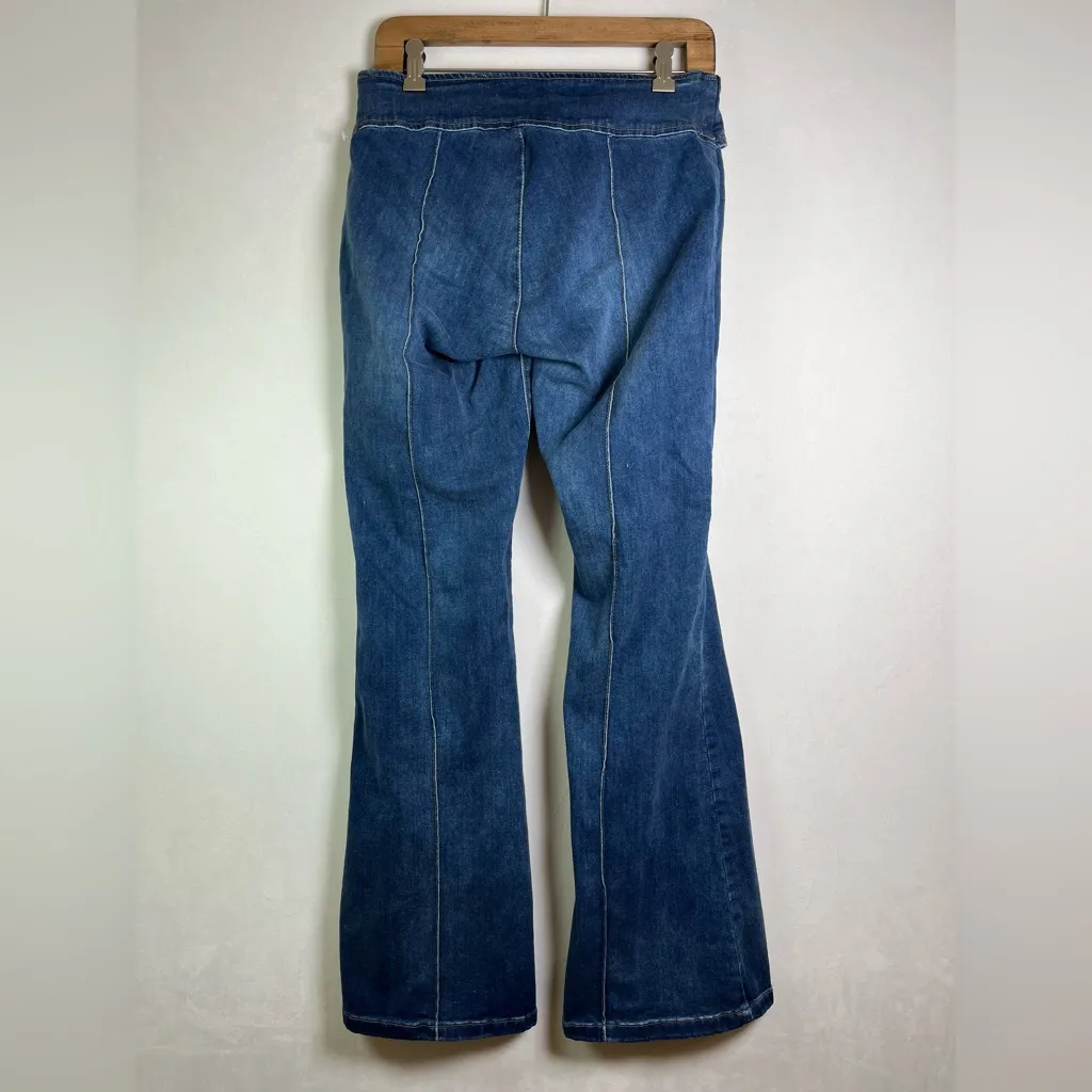 White Fox Belted Flare Jeans Women’s Size S 100% Cotton Y2K Boho Retro Style - Image 3