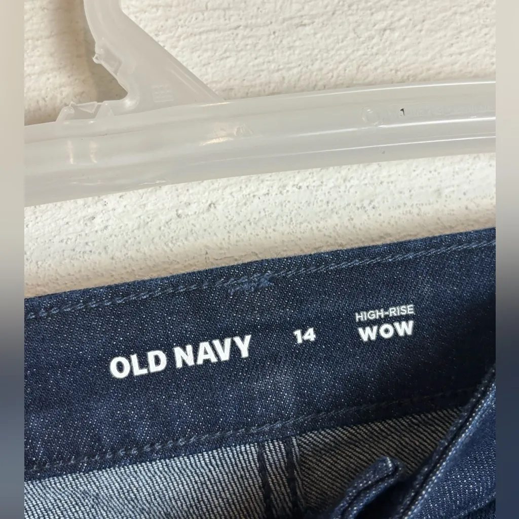 NWT Old Navy Woman’s Plus Size Hi-Rise WOW Denim Chic Casual Jean Shorts Size 14 - Image 3