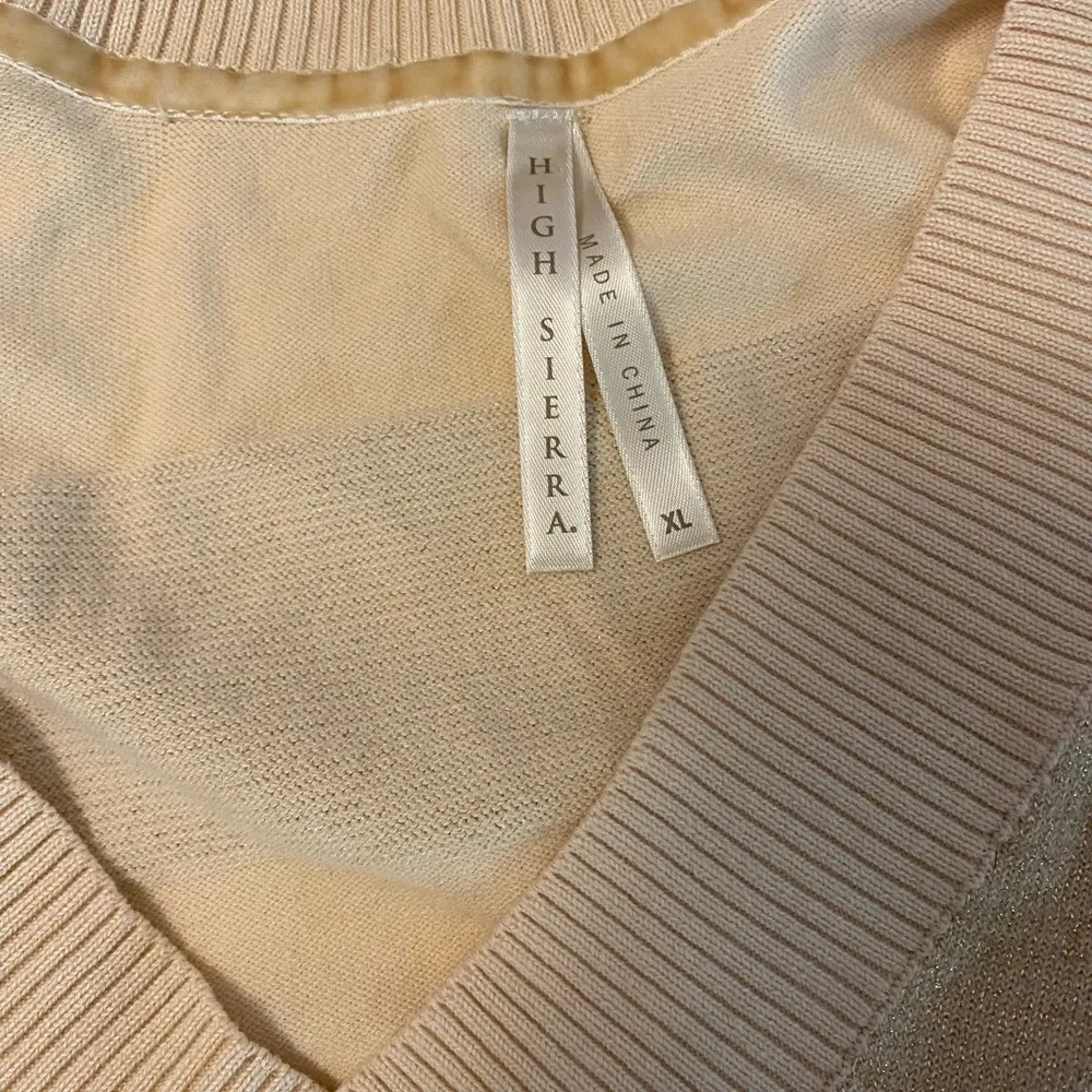 NWT High Sierra Women’s Gold/Cream Striped V Neck Sweater Sz XL - Image 4