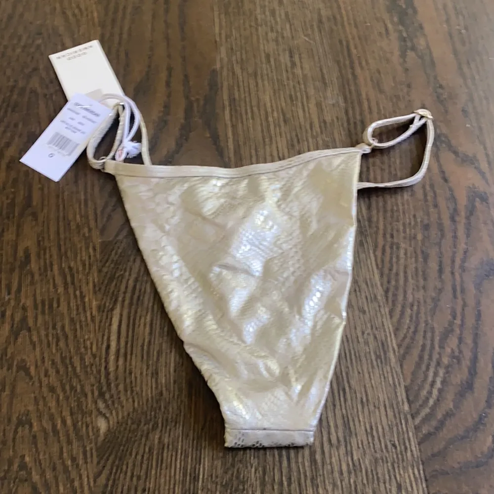 Good American Metallic Snake Bottom - Image 3