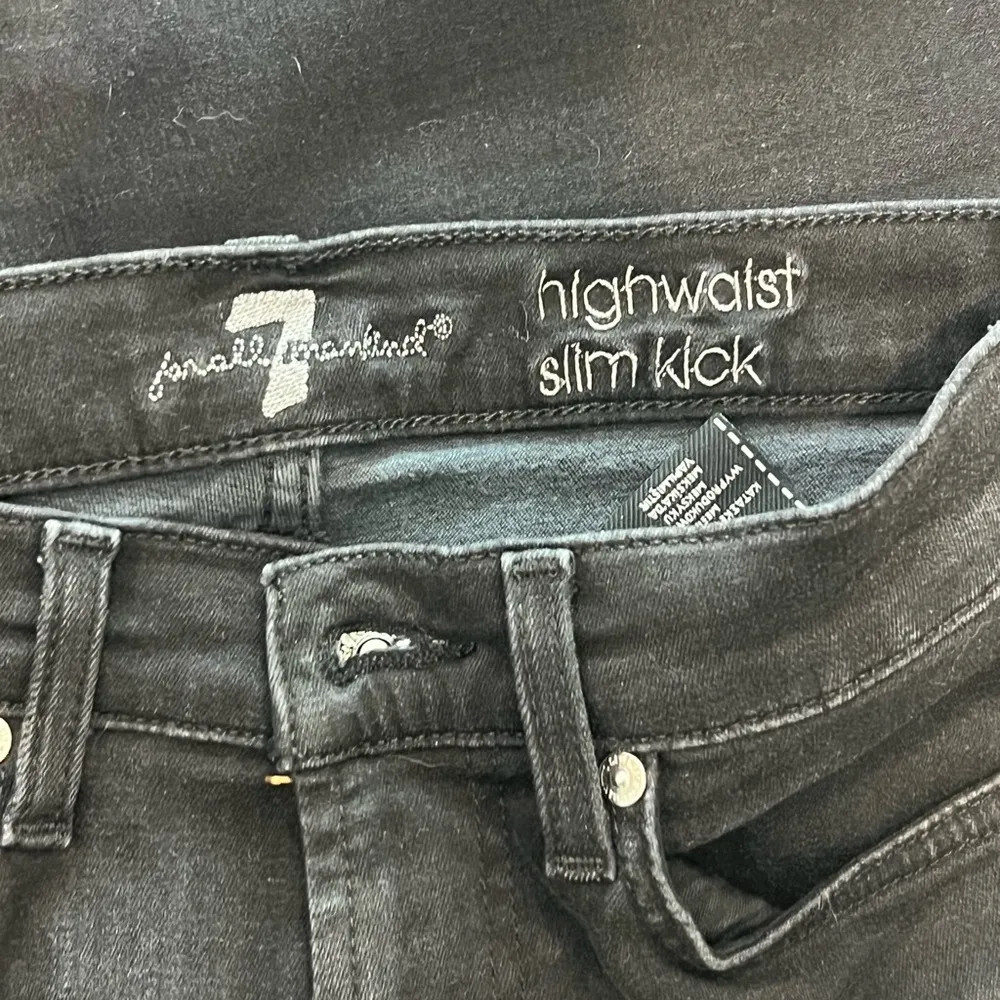 7 for All Mankind High Waist Slim Kick Jeans Black Size 26 Cropped Flare - Image 7