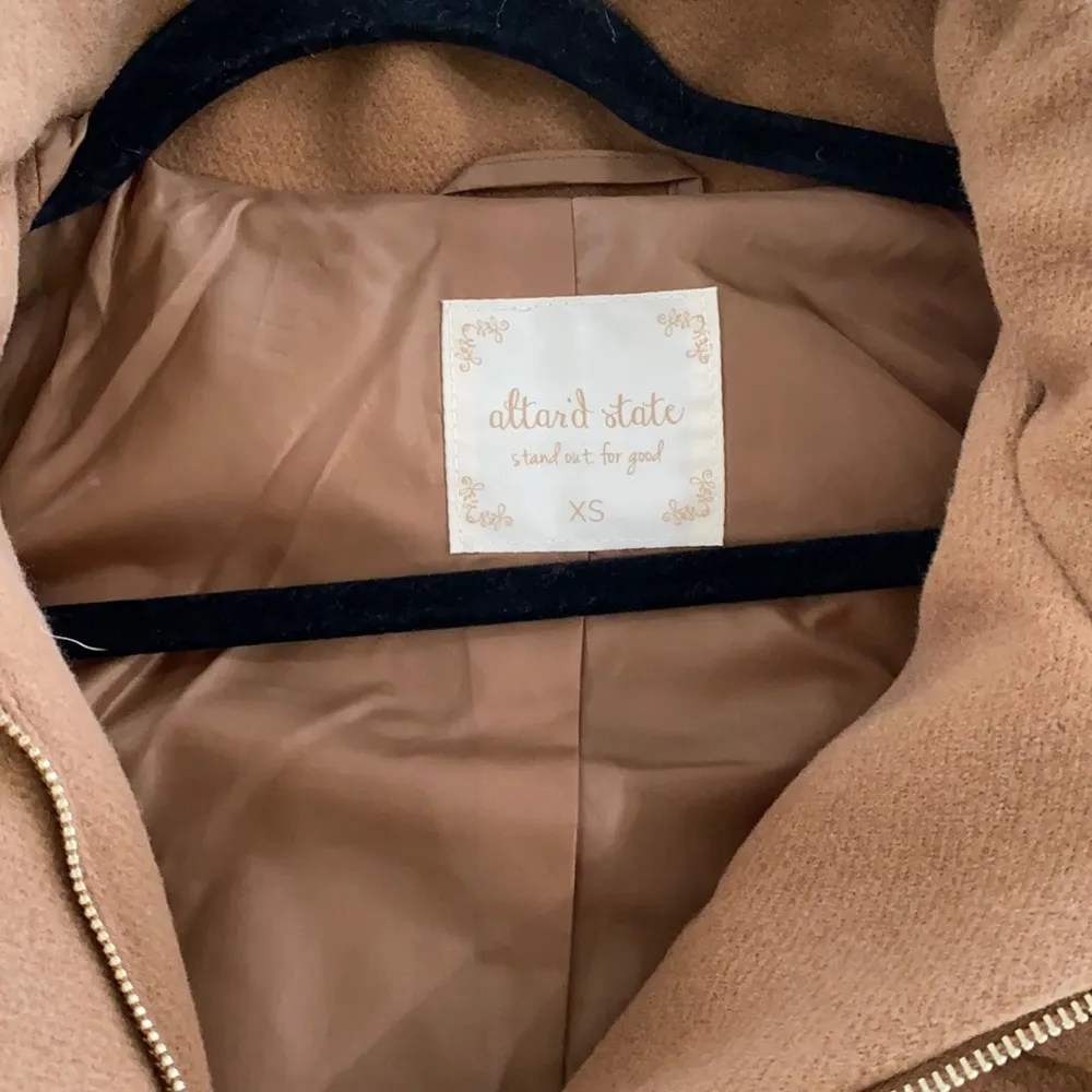 Altar’d state jacket - Image 3