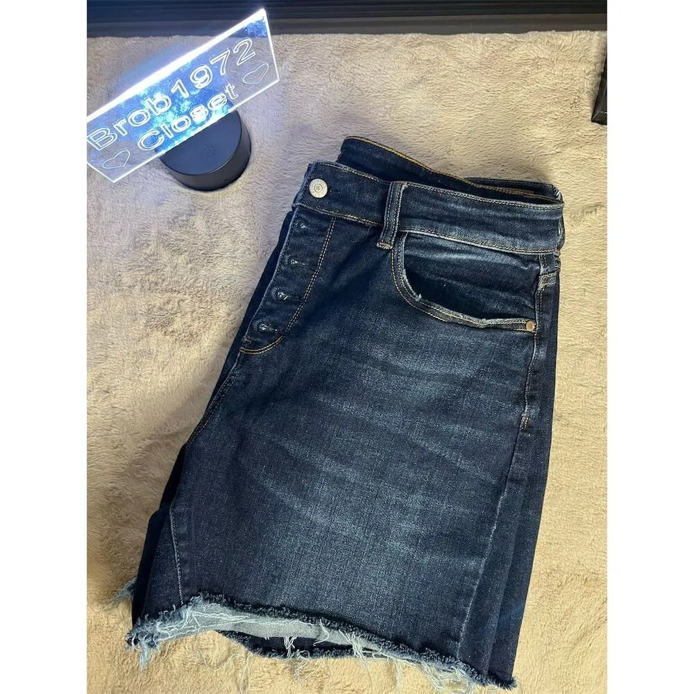 Judy Blue Women's Plus 2XL Dark Denim Distressed Raw Hem Shorts - Image 9