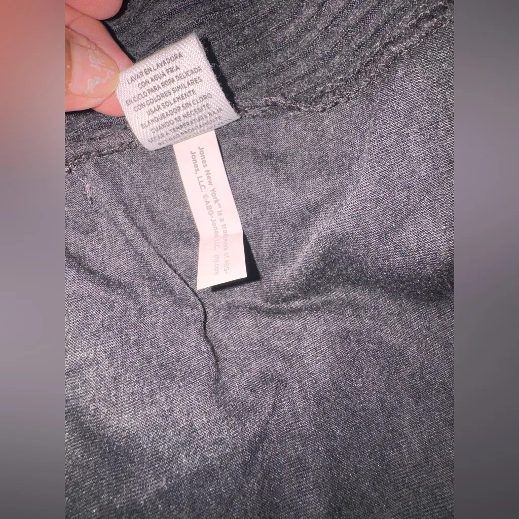 Jones New York Charcoal Crewneck Sweater - Image 5