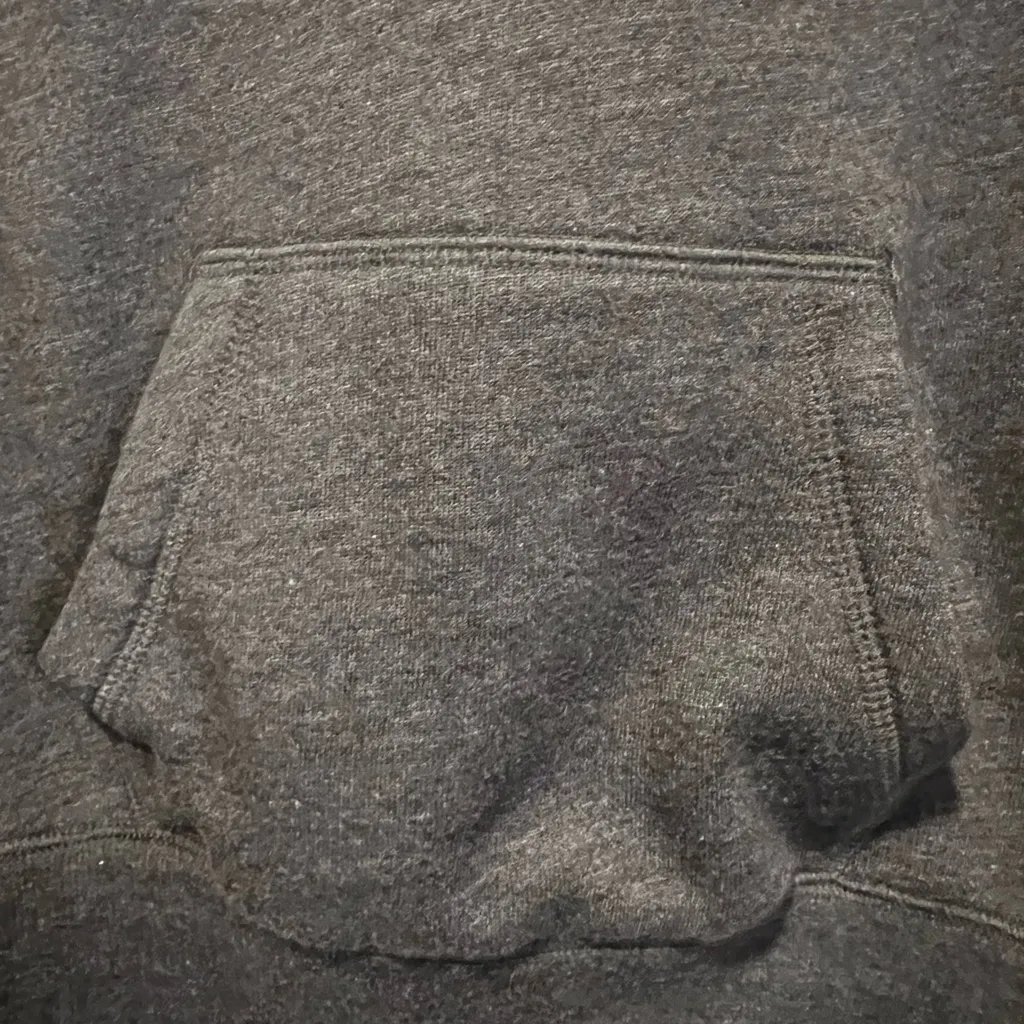 Billabong Dark Gray with multi color logo kangaroo pocket hoodie size small - Image 4