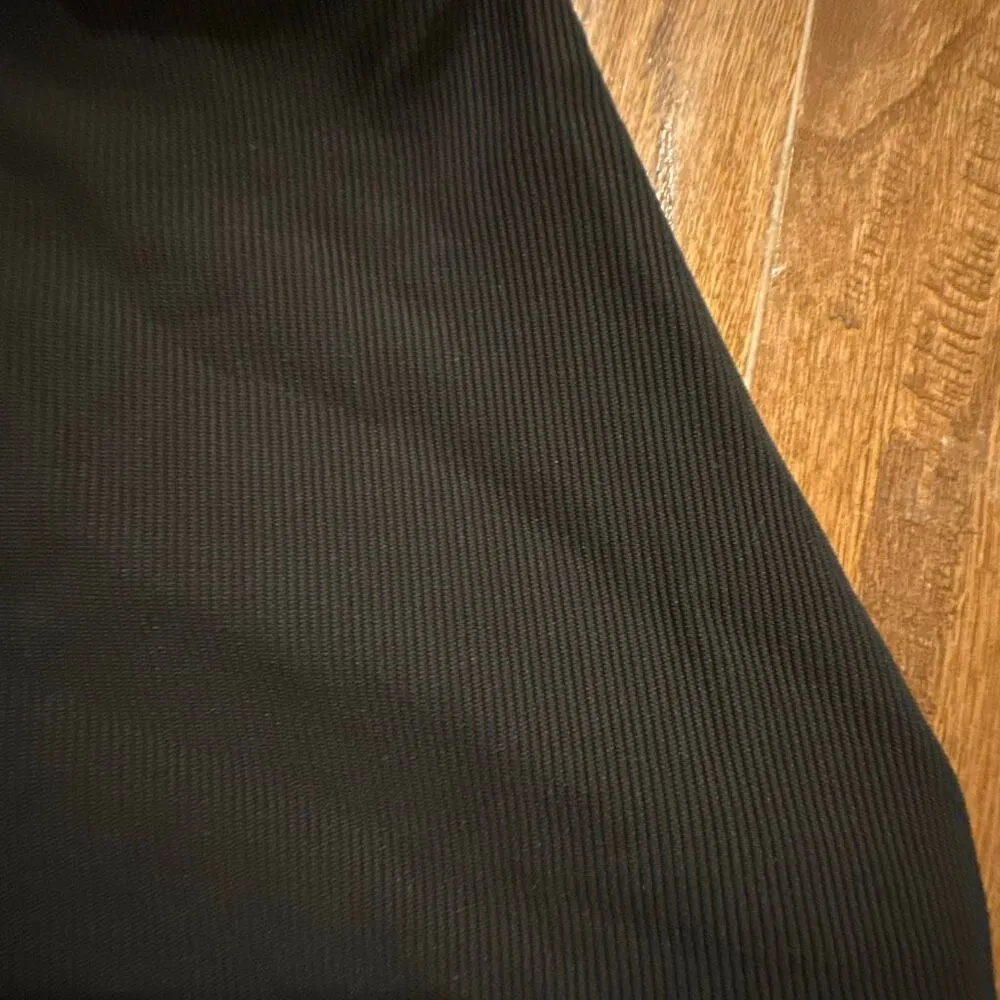 Lululemon energy black ribbed high neck medium support bra size 8 - Image 8