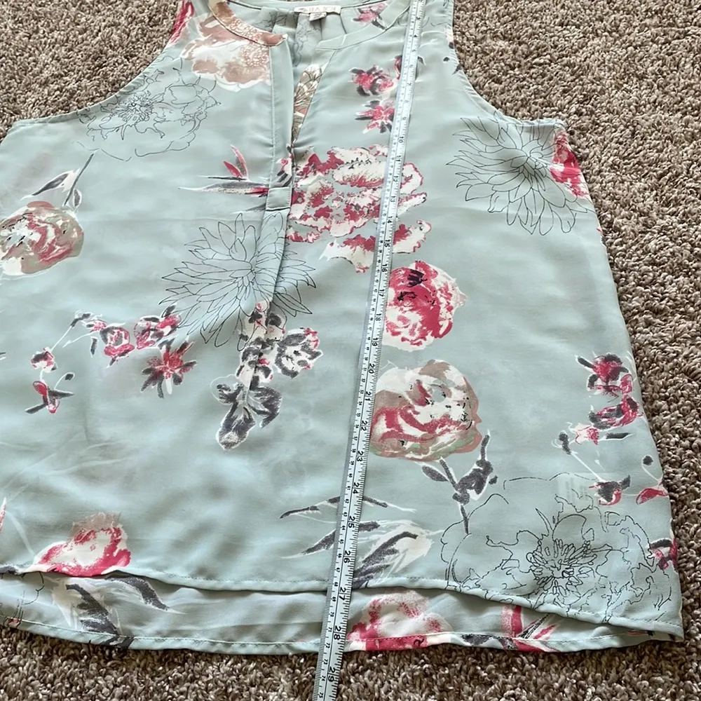 Lily Rose Sleeveless Blouse - Image 5