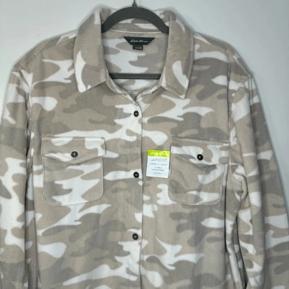 Eddie Bauer Venture Fleece Shacket in Camo - Image 3
