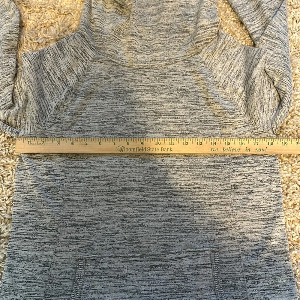 Athleta Heathered Grey Techie Cowl Neck Kangaroo Pocket Hoodie Top Womens Small - Image 9