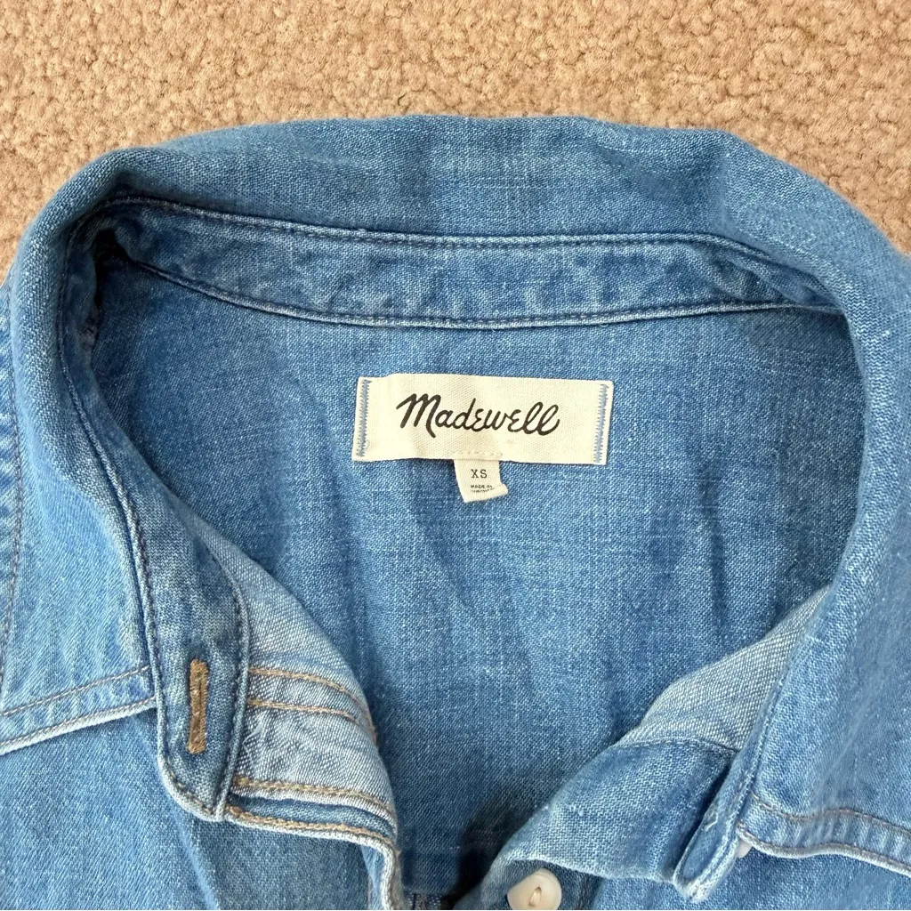Madewell Chambray Denim Darted Button-Up Long Sleeve Shirt XS - Image 6