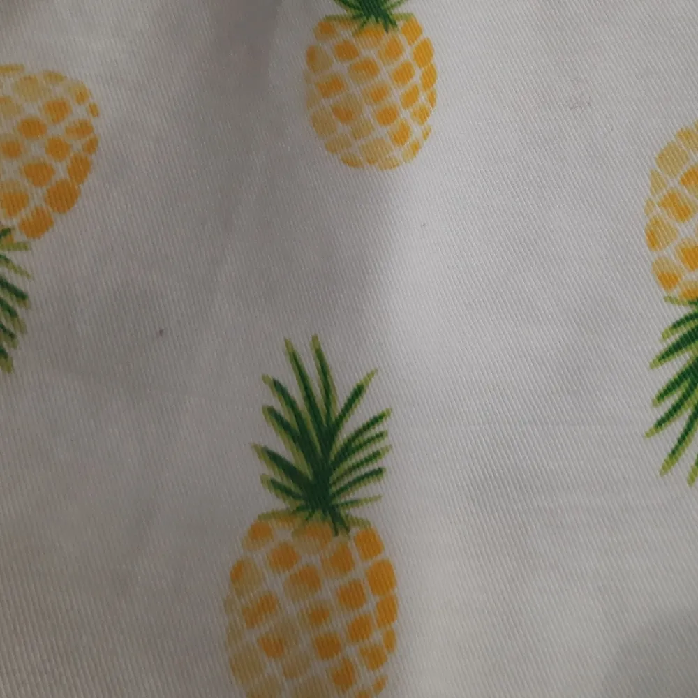 Old Navy Pineapple Shorts Size 16 - Image 6