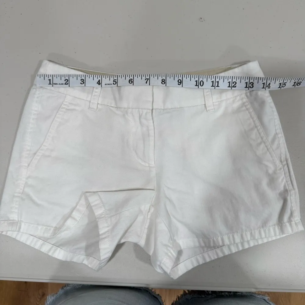 J. Crew Factory White Shorts EUC Size 00 - Image 3