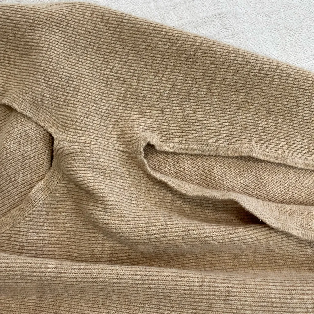 Sanctuary Women Size Large Knit Dolman Sleeve Slit Top Beige Boat Neck - Image 5