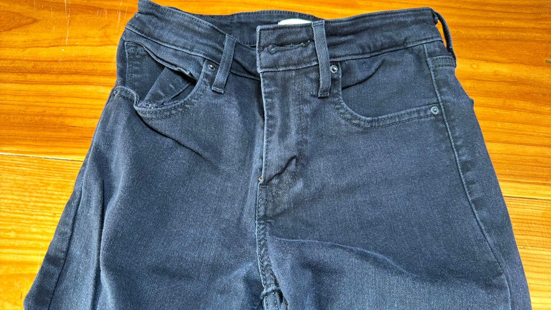 721 High-Rise Skinny Jeans - Image 4