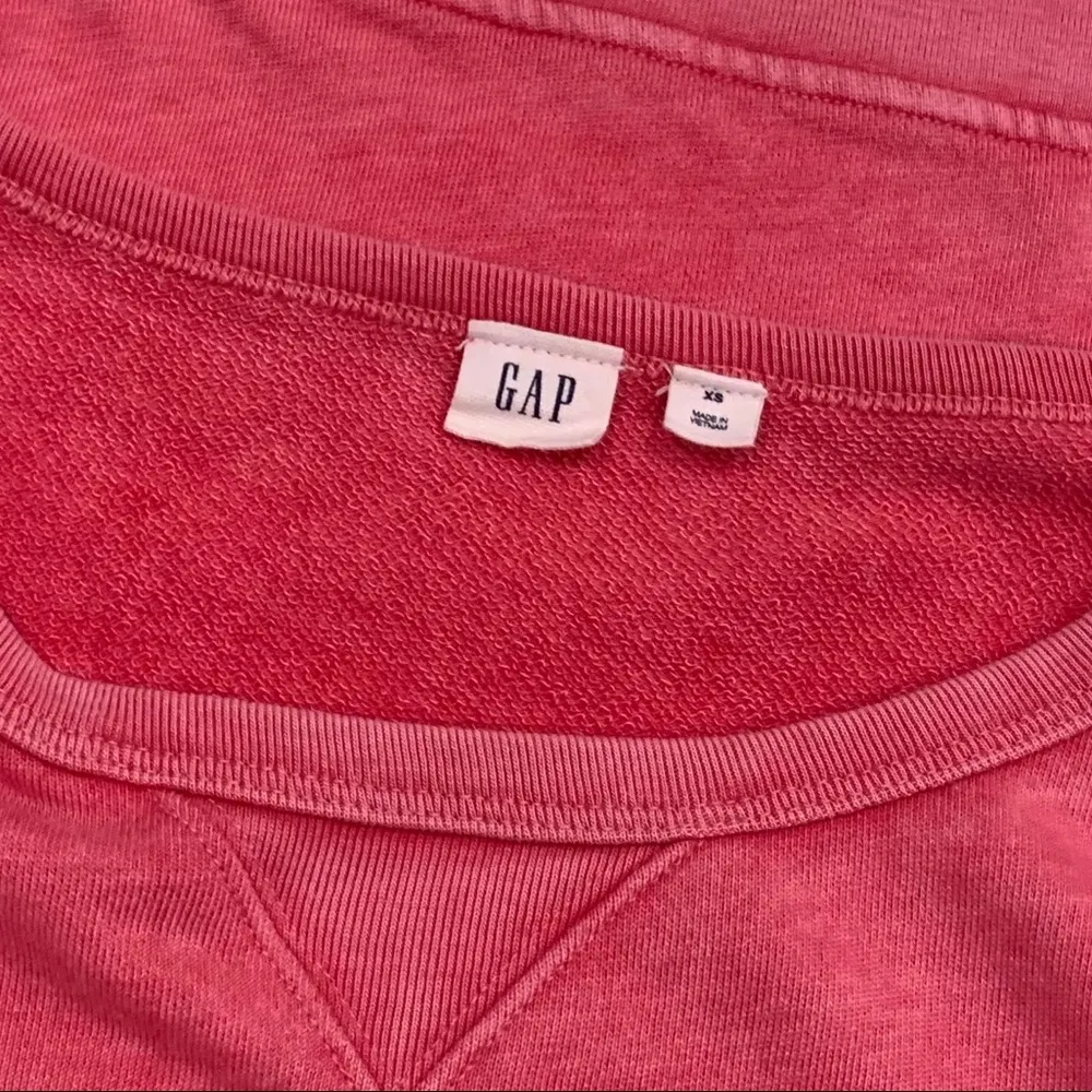 Gap Women’s Pullover Raglan Tunic - Image 2