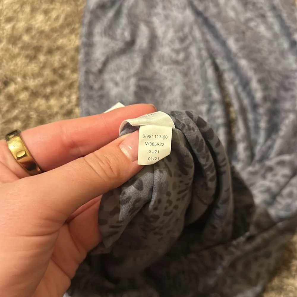 Athleta Salutation Printed Crop Jogger XS Purple - Image 9