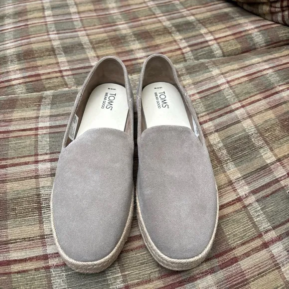 TOMS Men's Gray Slip-On Shoes - Image 2