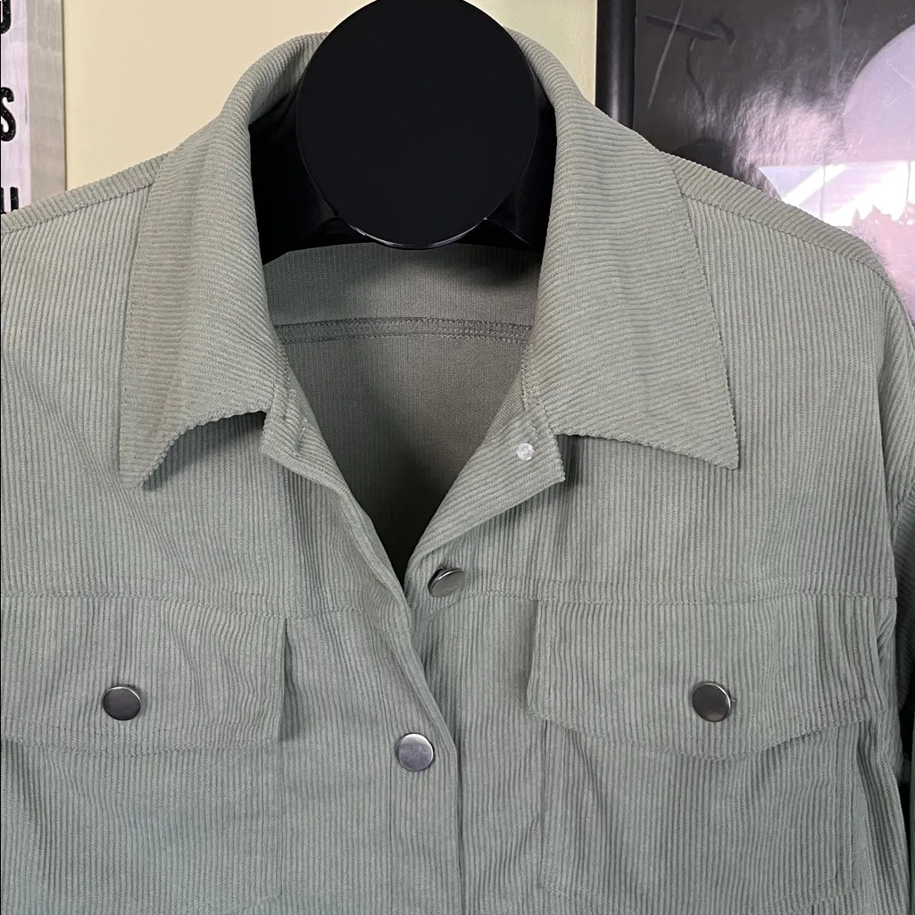 Shein Green Corduroy Button-Up Cropped Jacket - Image 2