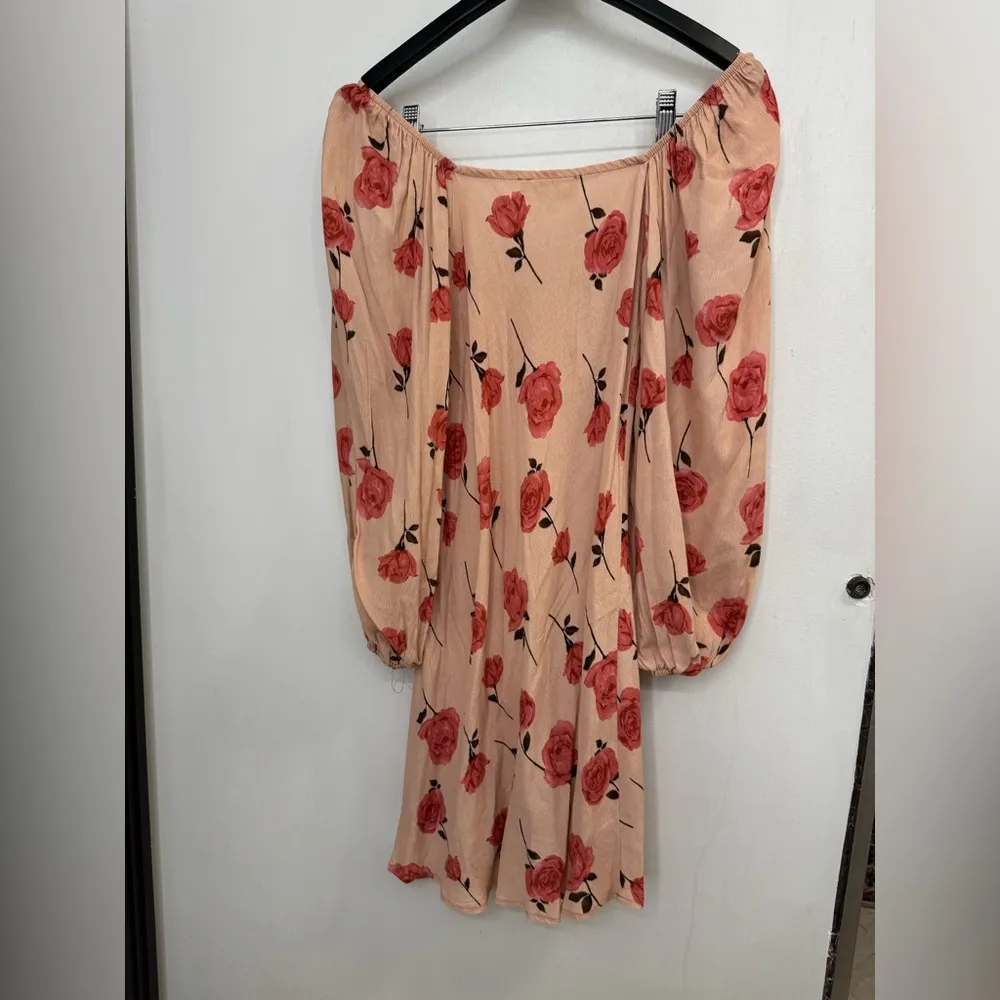 NEW Audrey 3+1 Floral Peach dress with Red Roses - Image 4