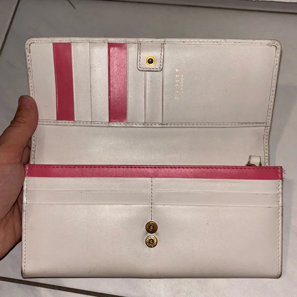 Radley London Little Rain Cloud Dog Shopping Market Leather Flapover Wallet - Image 6