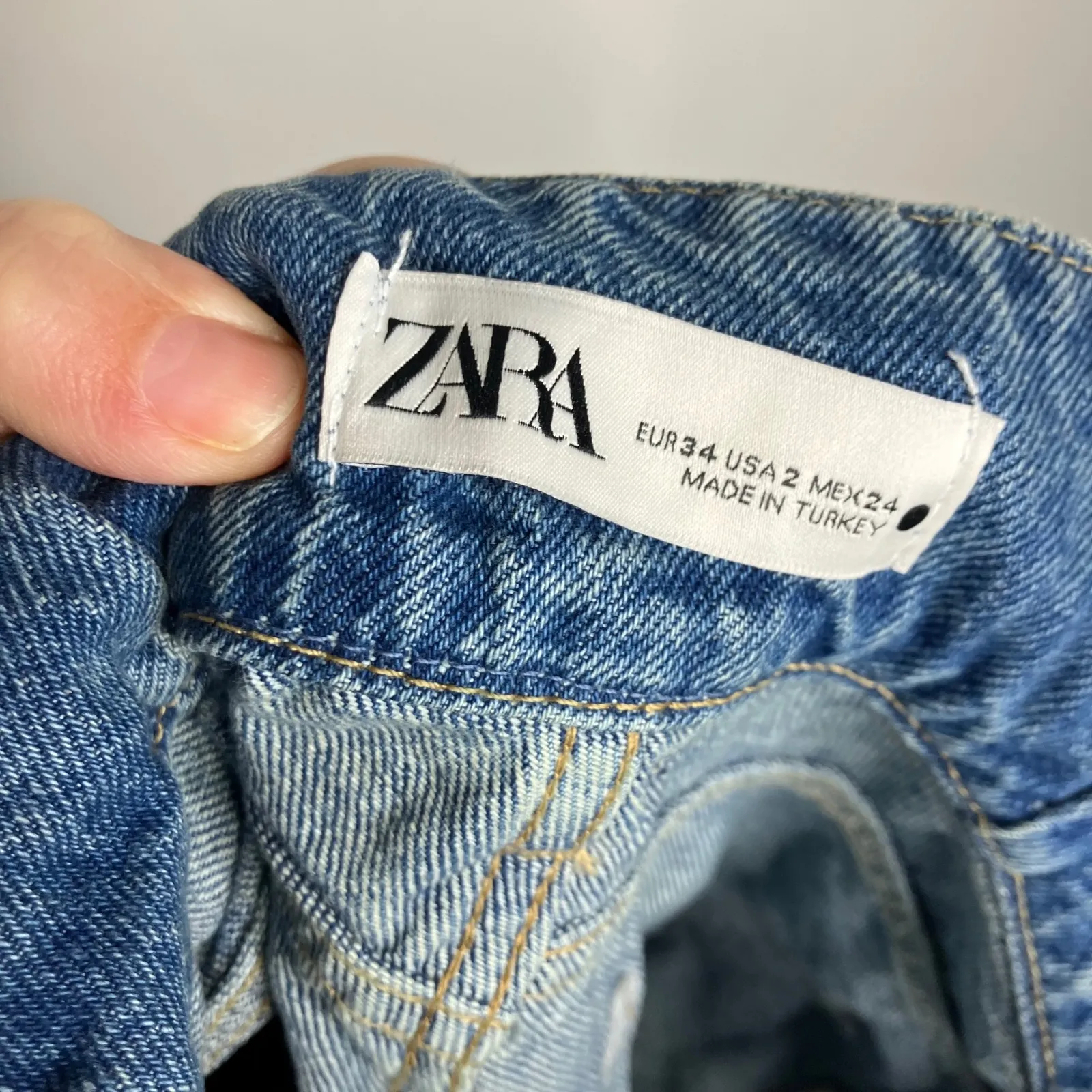 Zara the pleated‎ jean in medium blue trendy women's size 2 new with tags modern - Image 7