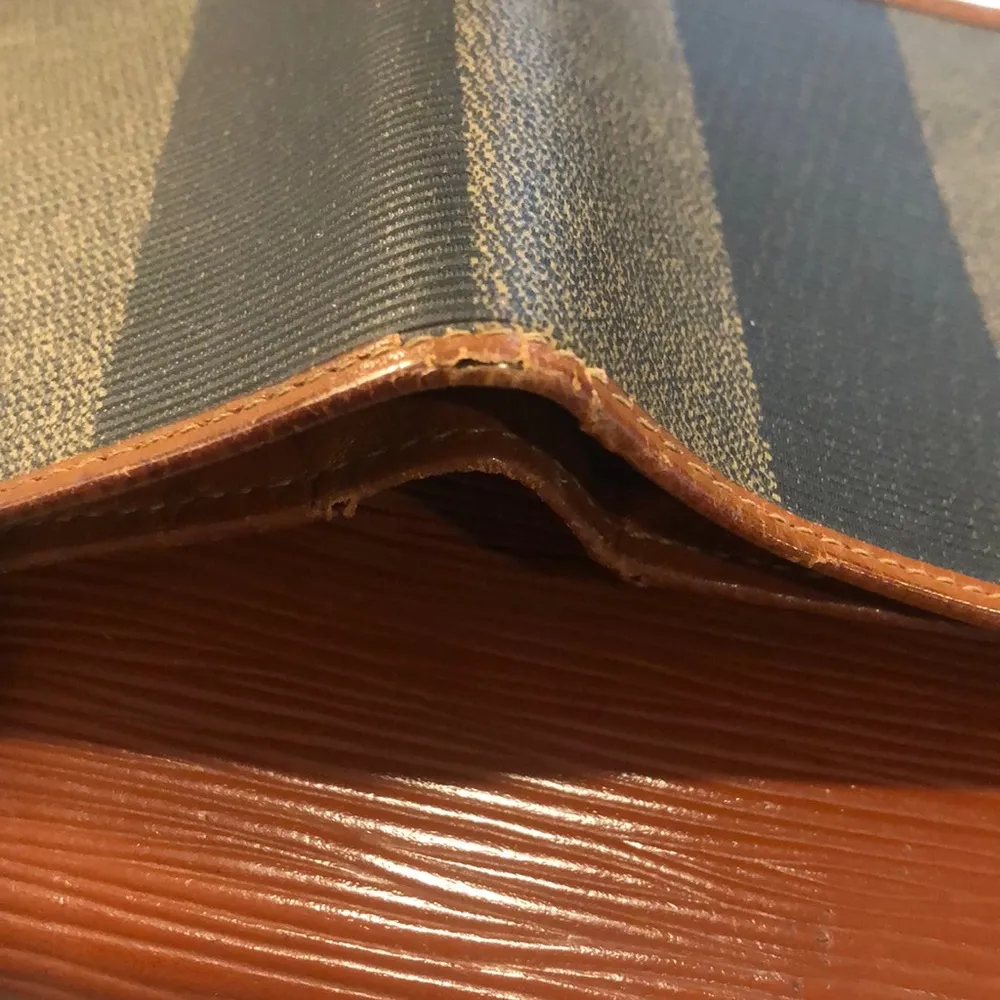 Fendi Pequin Pecan Striped Pattern Bifold Wallet - Image 11