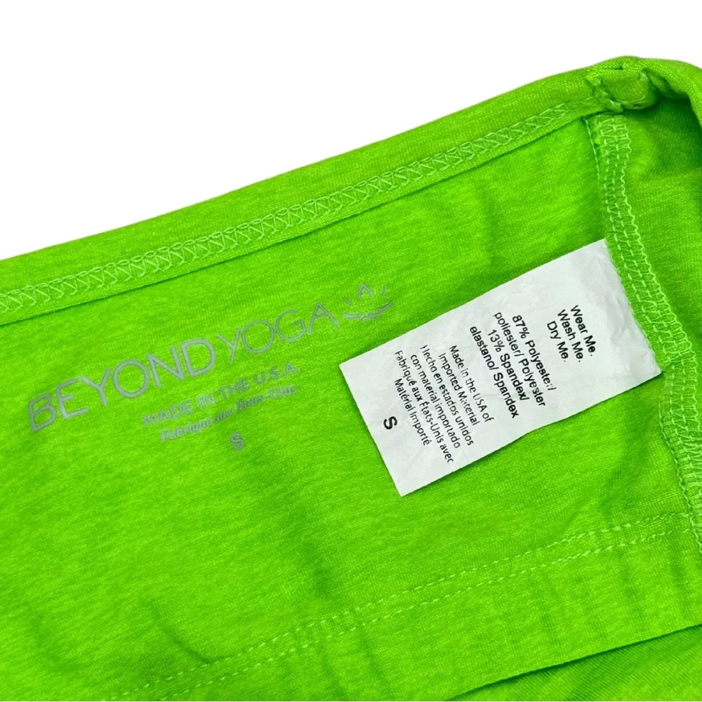 Beyond Yoga Spacedye Slim Racerback Cropped Tank in Lime Green Small - Image 6